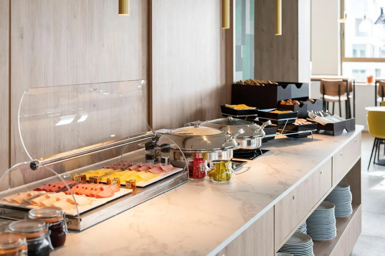 B&B Hotel Antwerpen Centrum 3*, Antwerp